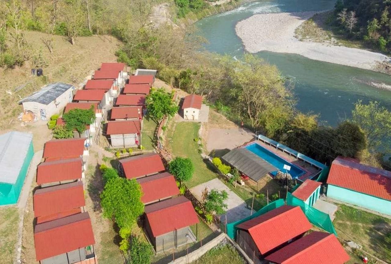 Make festive weekend special in Rishikesh, enjoy adventure with awesome destinations, see photos