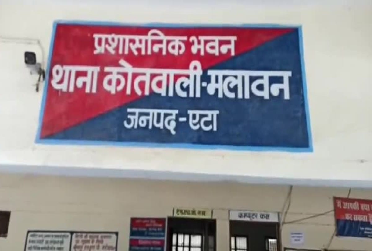 Youth committed suicide by hanging in Etah police is probing matter