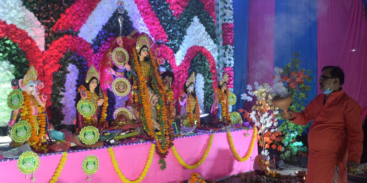 Faith prevails from home to temple on Mahanavami