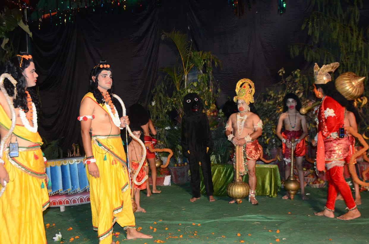 Lakshman fainted from Meghnath's power arrow