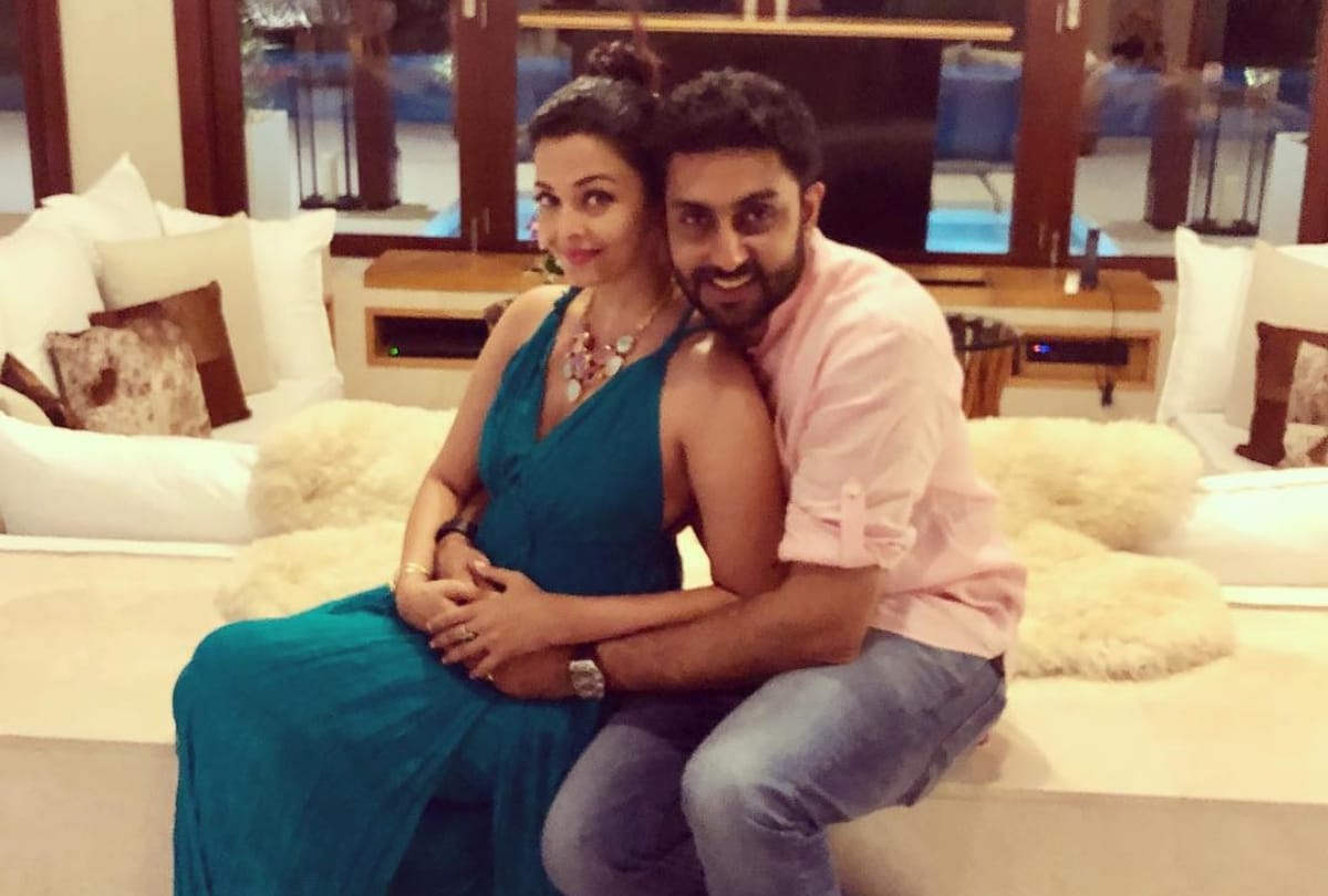 When Abhishek told that Aishwarya had become a child after seeing Mickey Mouse on honeymoon