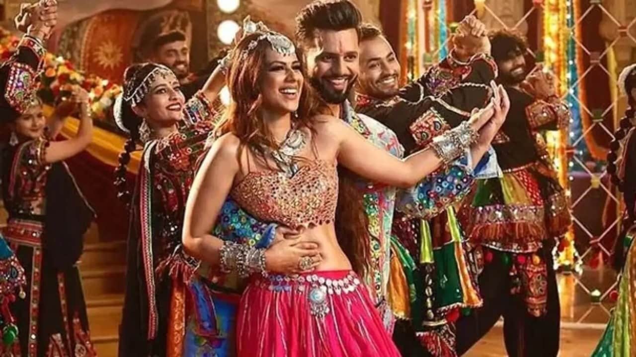 Controversy: Rahul Vaidya in trouble, getting death threats on new song 'Garbe Ki Raat'