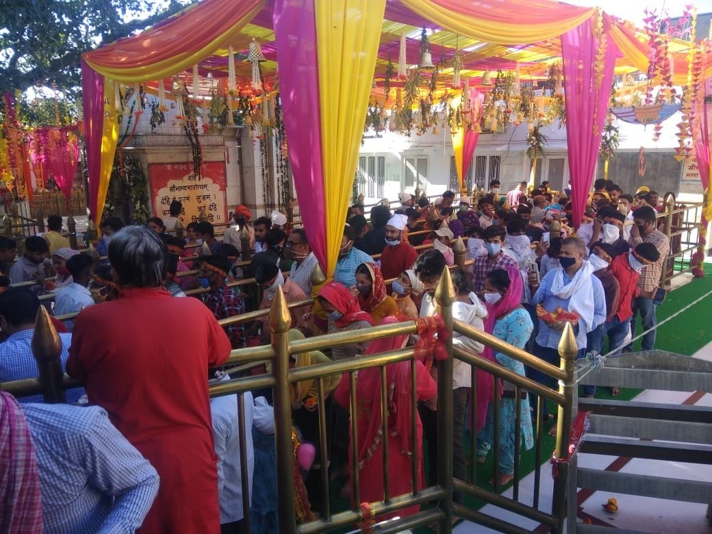 navrater in naina devi temple