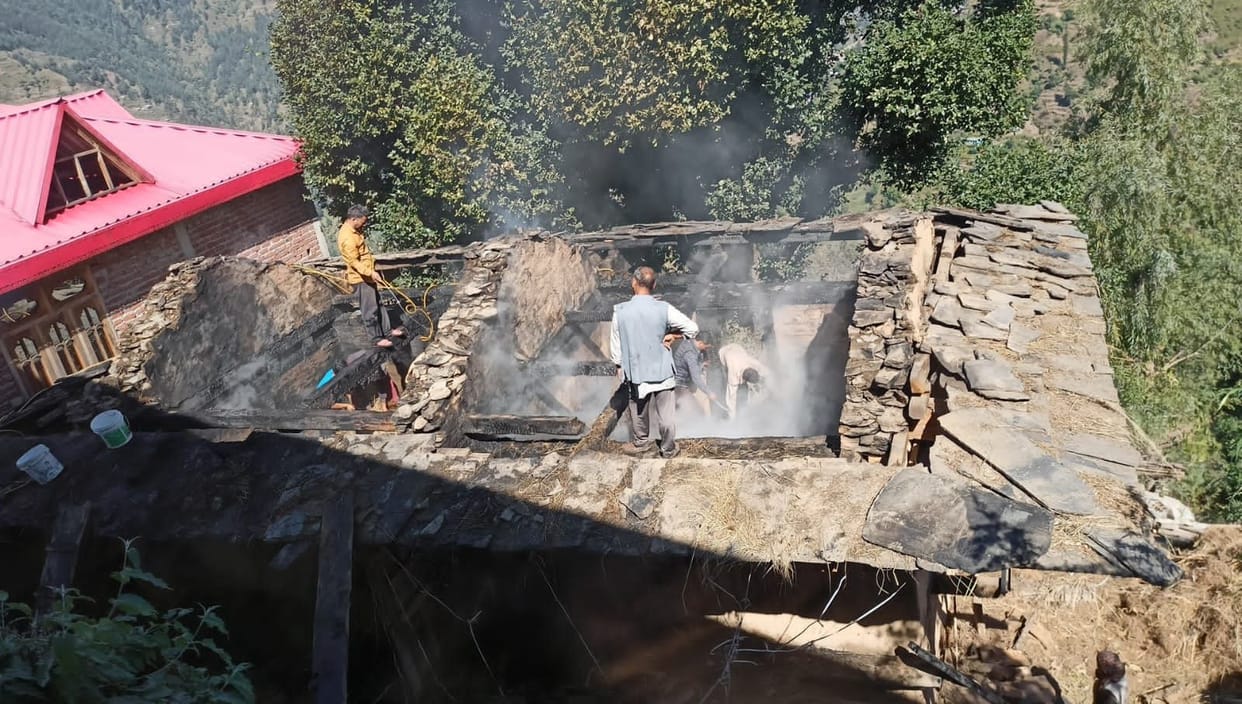 Two-storey house of two brothers burnt to ashes in thatch of Ropa Panchayat