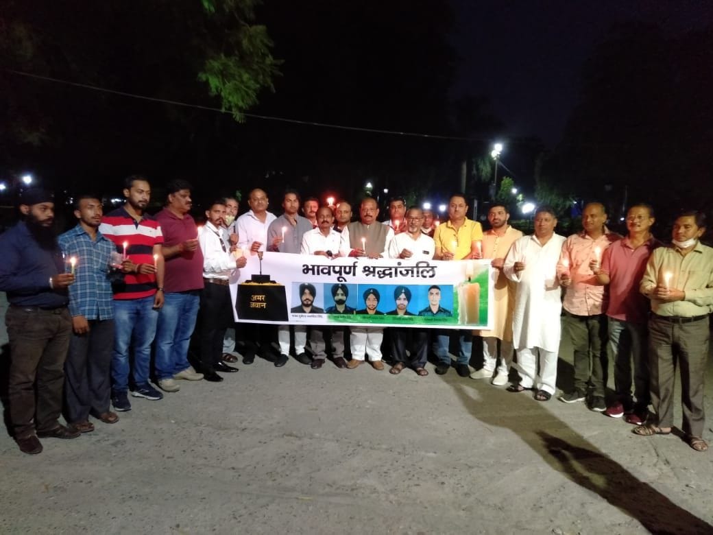 Congress pays tribute to martyrs