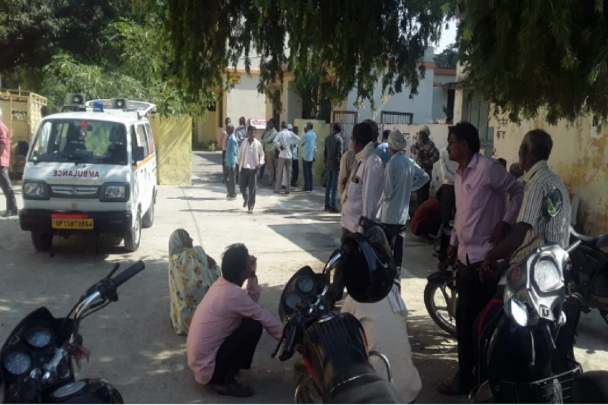 UP News: Four friends have died and one injured in car accident in Bijnor city and see photos