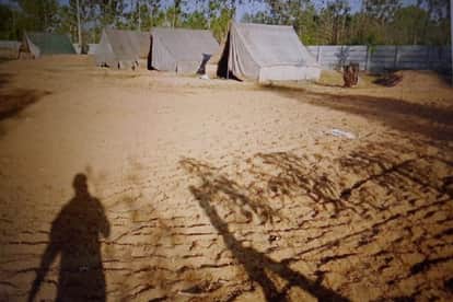 केंदुकी गांव में इसी जमीन पर बन रहा प्रशिक्षण केंद्र।