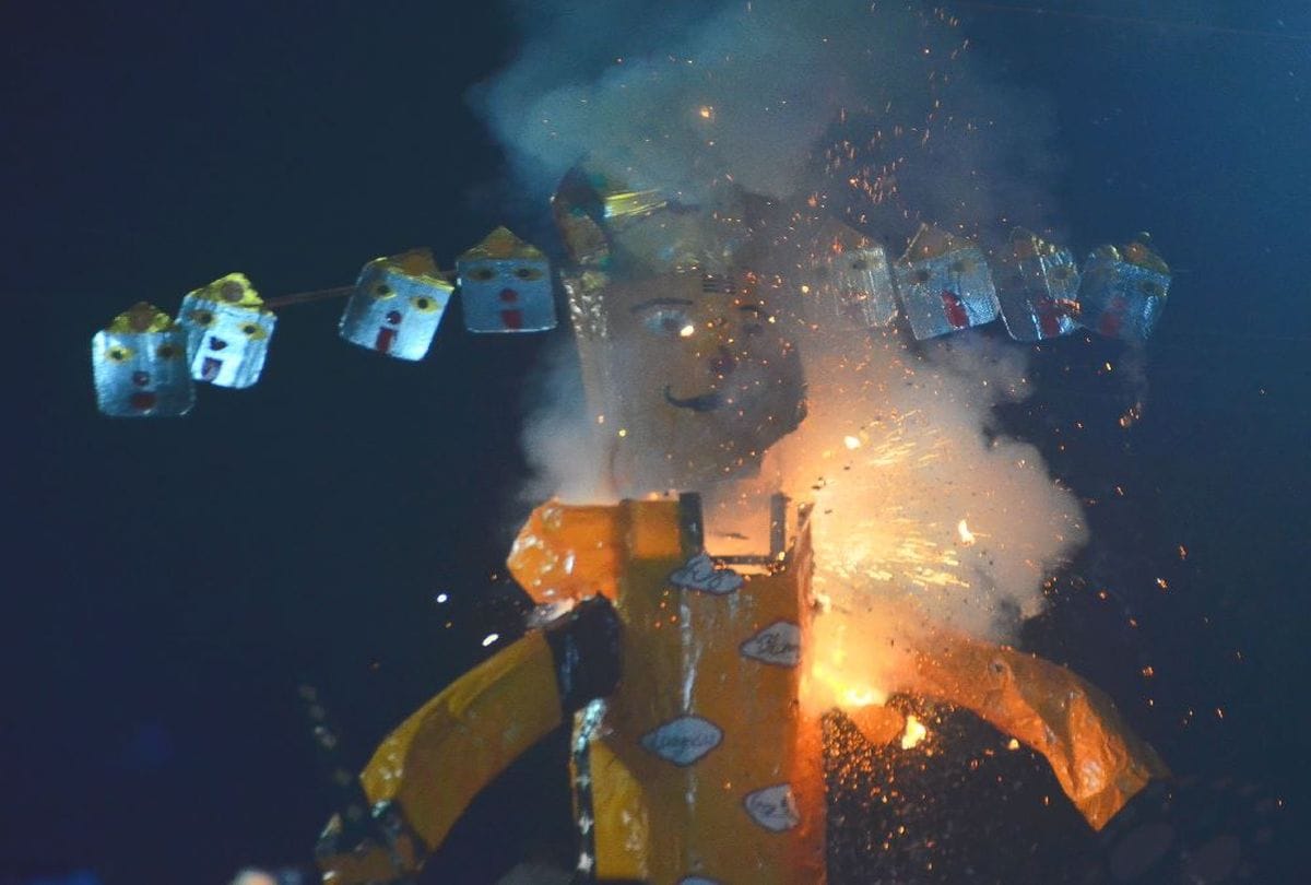 vijayadashami celebrations Ravana effigies burnt at various places in Agra