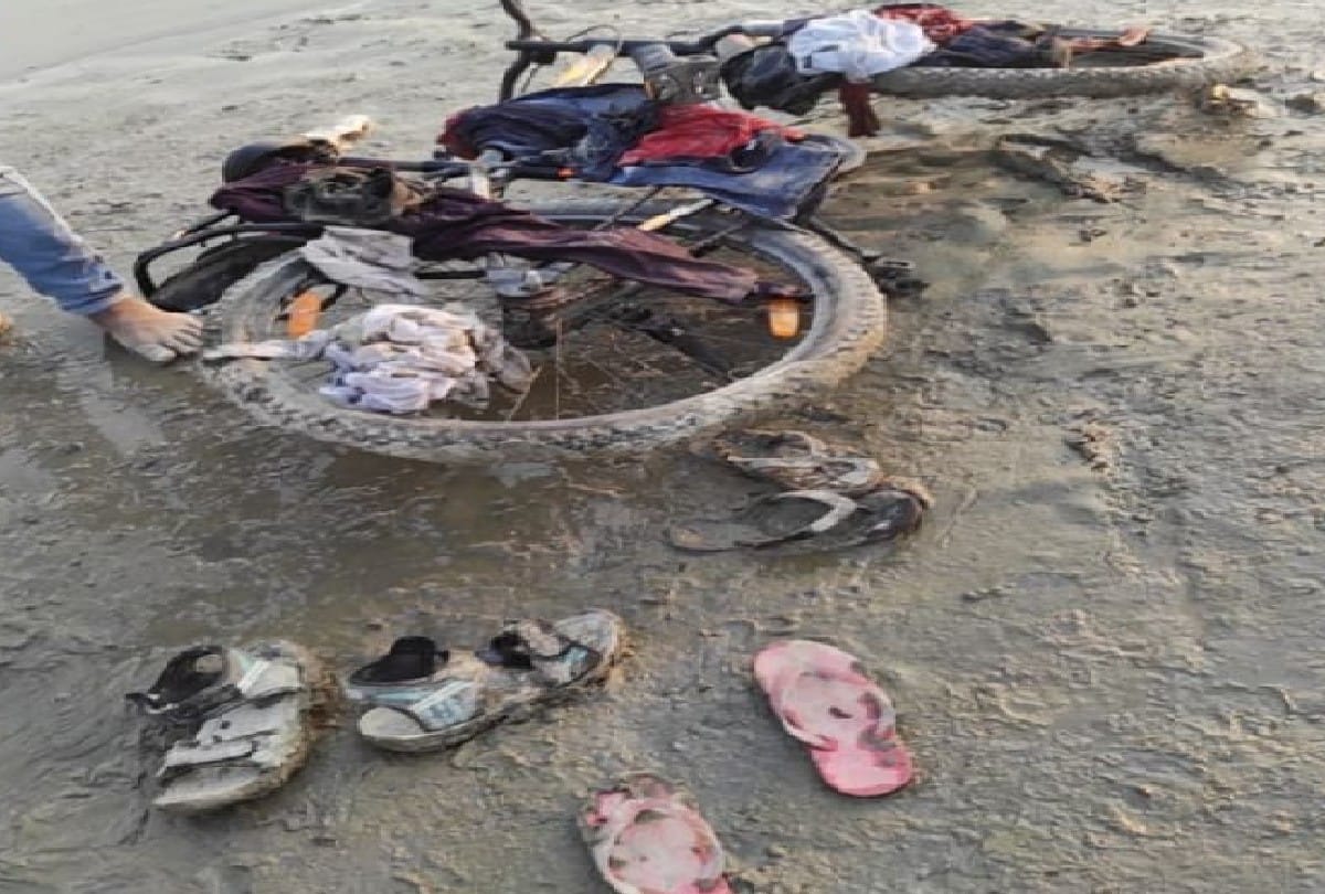 three teenagers drowned in Yamuna while taking bath in firozabad