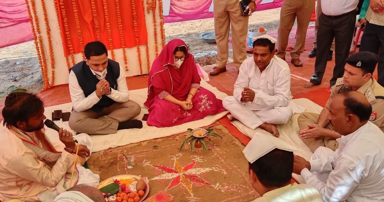 village,fire,SP,mla,DM