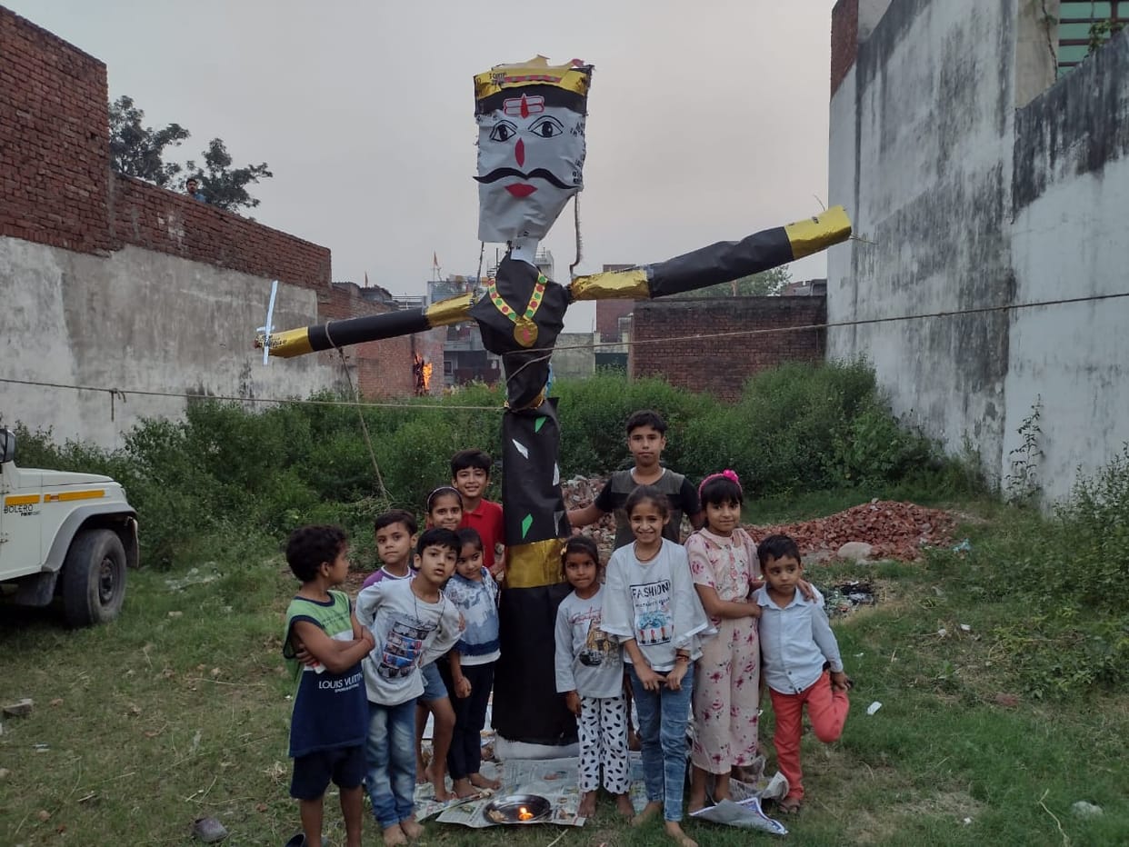 Children burnt Ravan by making an effigy