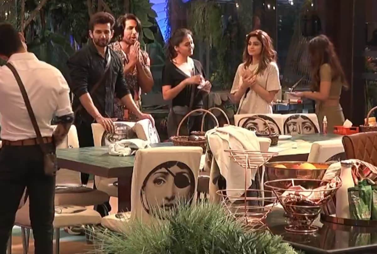 Bigg Boss 15 contestant Tejasswi Prakash Vishal Kotian  and jay bhanushali enter in main house win the task