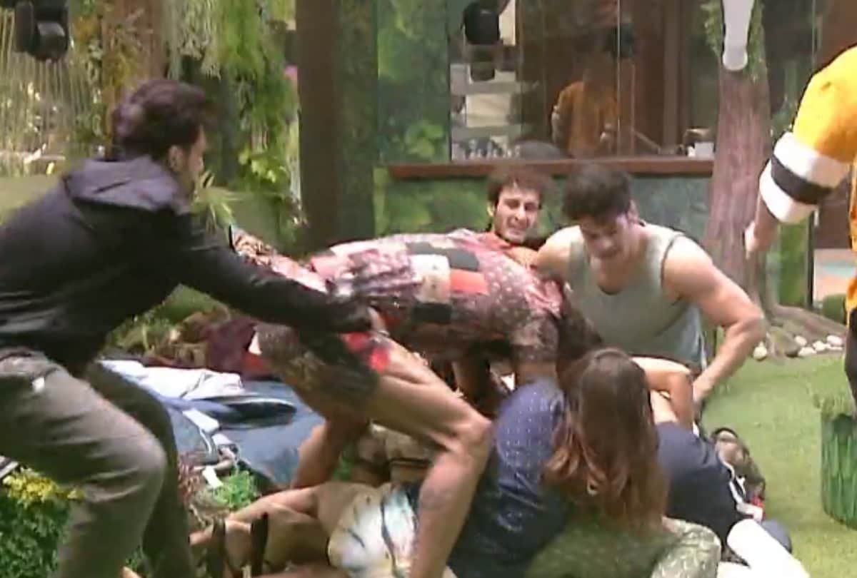 Bigg Boss 15 contestant Tejasswi Prakash Vishal Kotian  and jay bhanushali enter in main house win the task