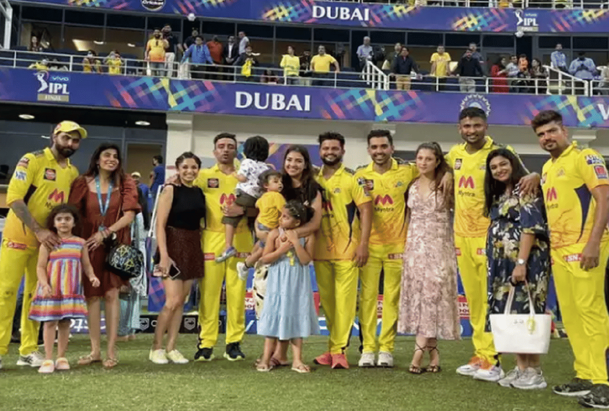 Chennai Super Kings won fourth IPL title, photo session of players with their families goes viral