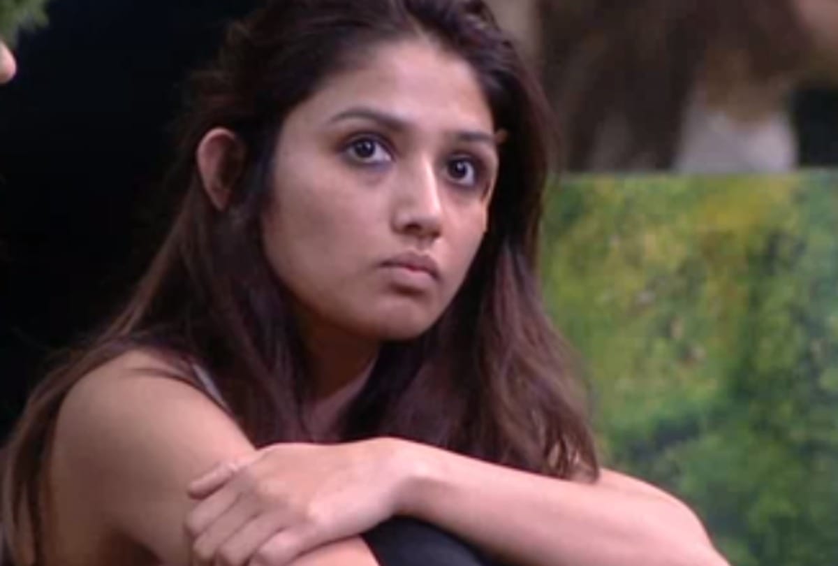 bigg boss 15 after afsana khan and akasa singh fight bb warned contestant to not get into physical fight