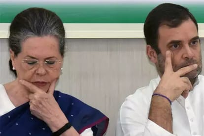 कांग्रेस पार्टी में अगले साल चुनाव होगा।