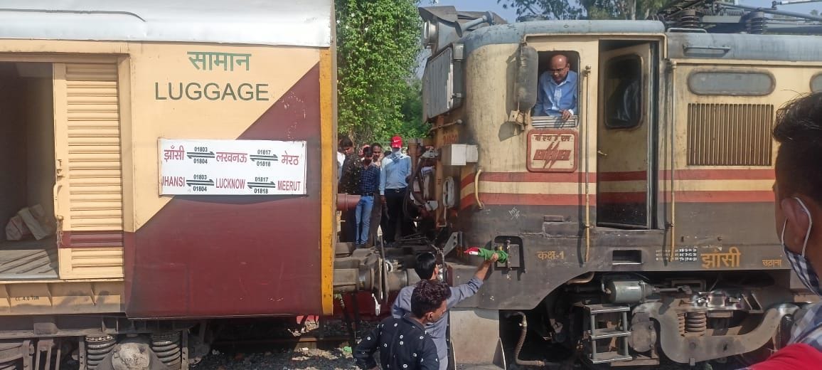 accident,train,driver,control,rajdhani train
