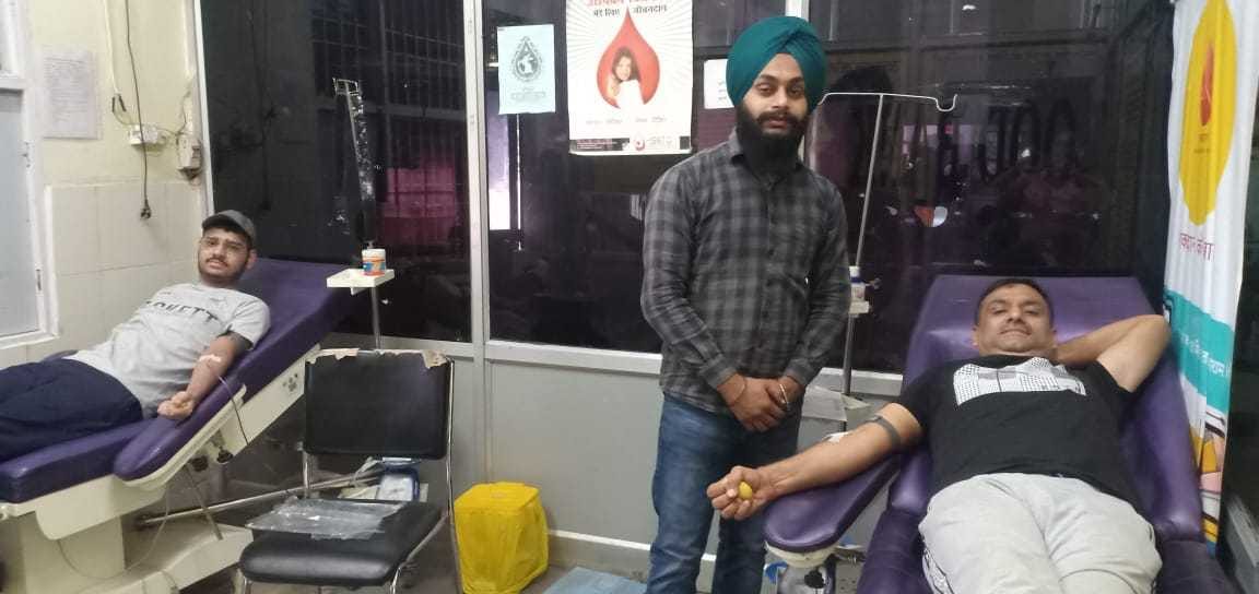 Father-son saved patient's life by giving blood, Yamunanagar
