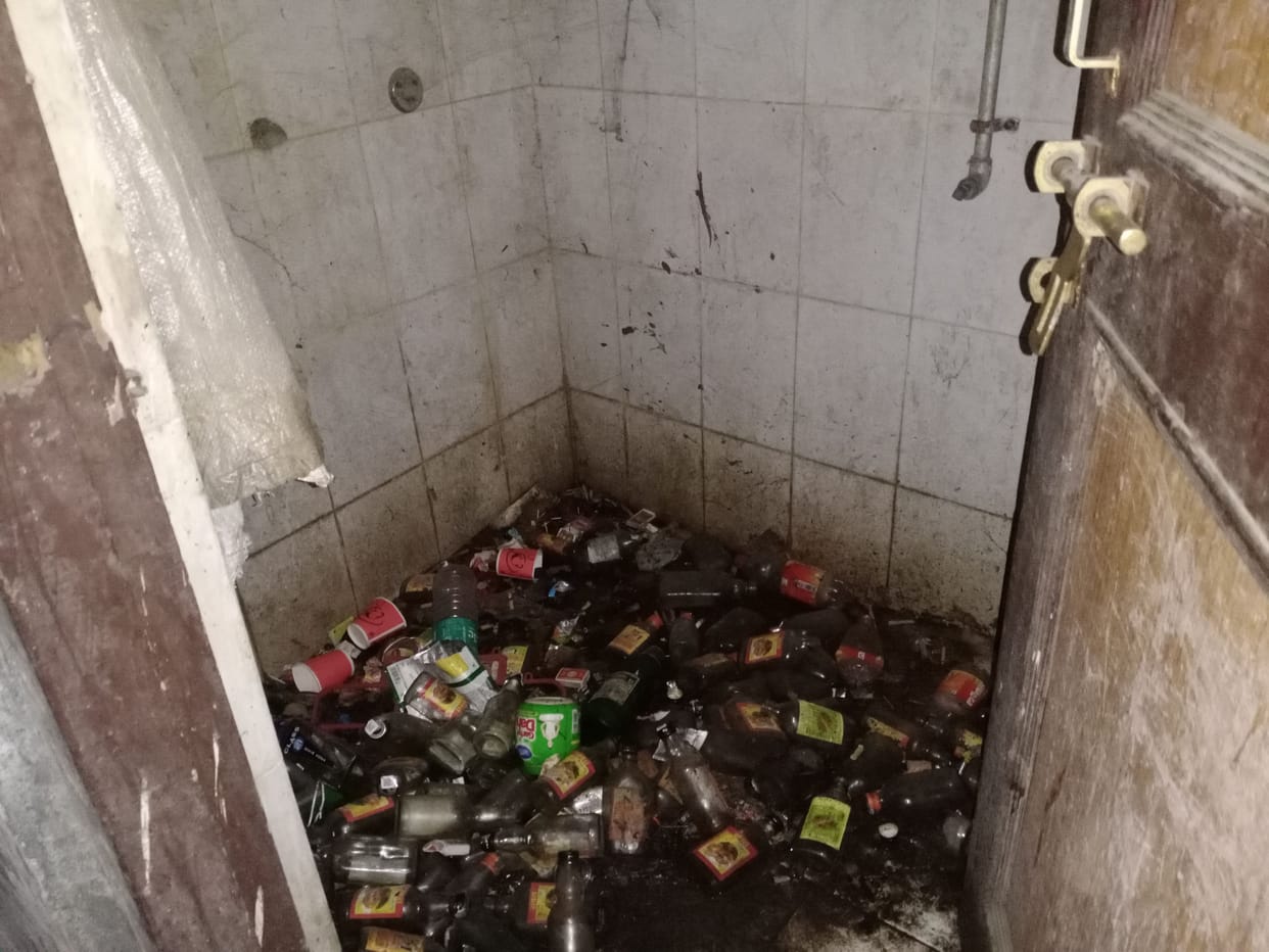 Dirt in public toilets, a den of addicts