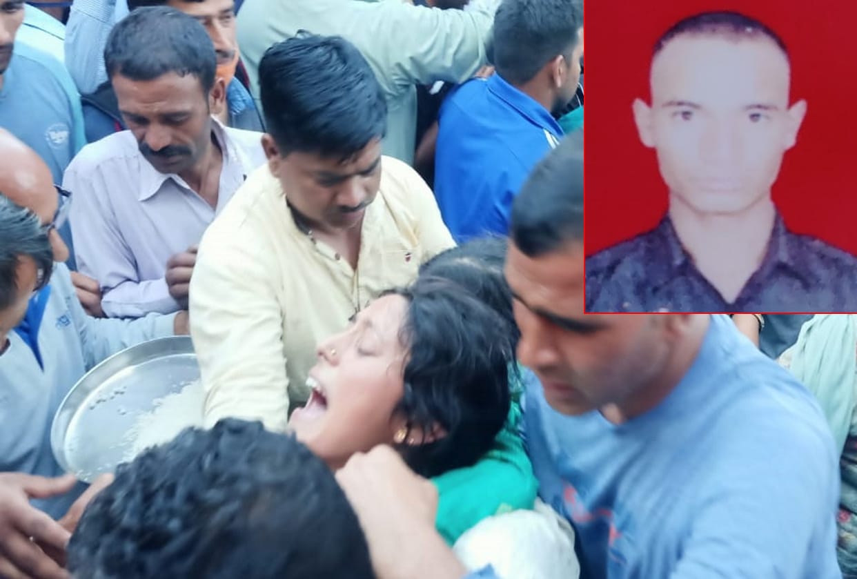 Uttarakhand News: martyr Rifleman Vikram Singh Negi dead body reached home, see photos