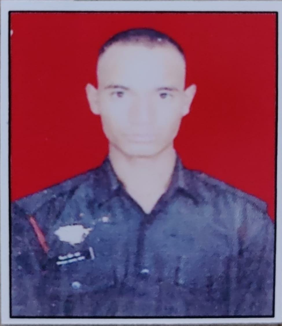Uttarakhand News: martyr Rifleman Vikram Singh Negi dead body reached home, see photos