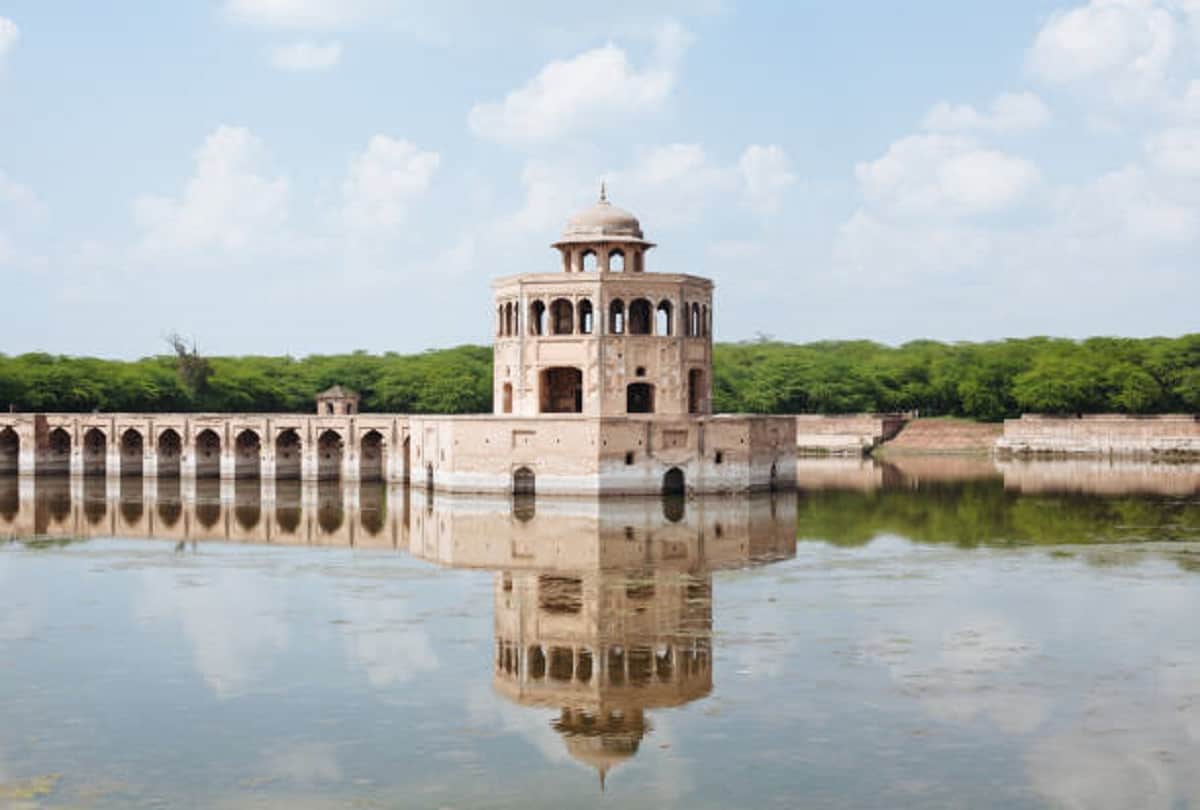 mysterious story of pattan minara in pakistan know the mystery behind this treasure