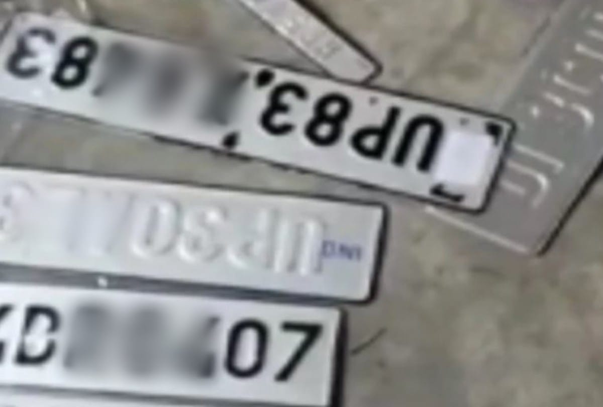 Challan will be issued on unclear number plate of vehicles in agra