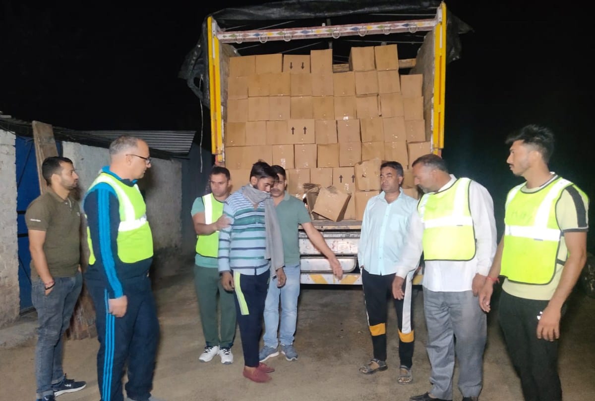 himachal news: 900 boxes of liquor with fake permit seized in Una Himachal Pradesh