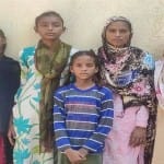 लखबीर  सिंह टीटू की पत्नी जसप्रीत अपनी तीन बेटियों तानिया, संदीप व कुलदीप व ननद राजबीर कौर के साथ।