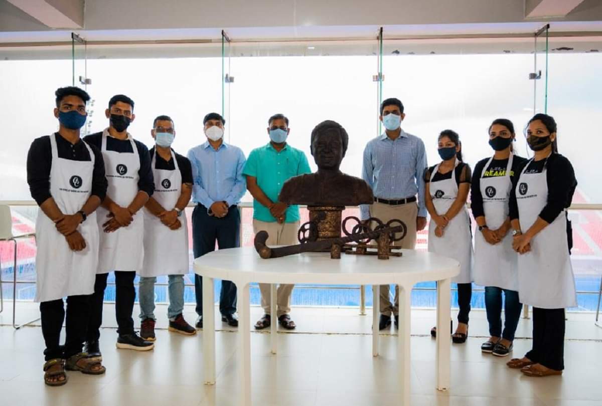 Odisha baker makes chocolate statue of CM Naveen Patnaik on 75th birthday