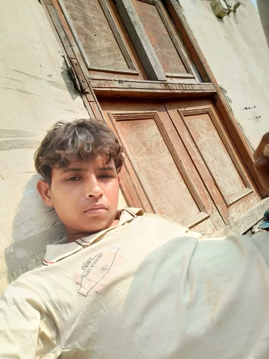 Youth commits suicide by hanging with electric wire