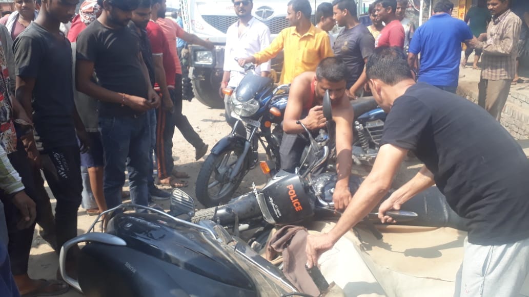 without driver dumper automatically started, vehicles damaged