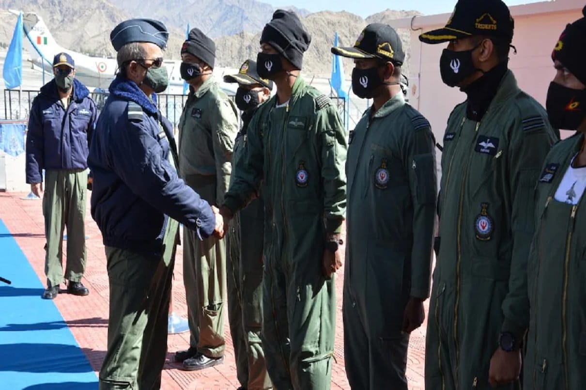 india china standoff lac iaf air chief marshal v r chaudhari visited ladakh