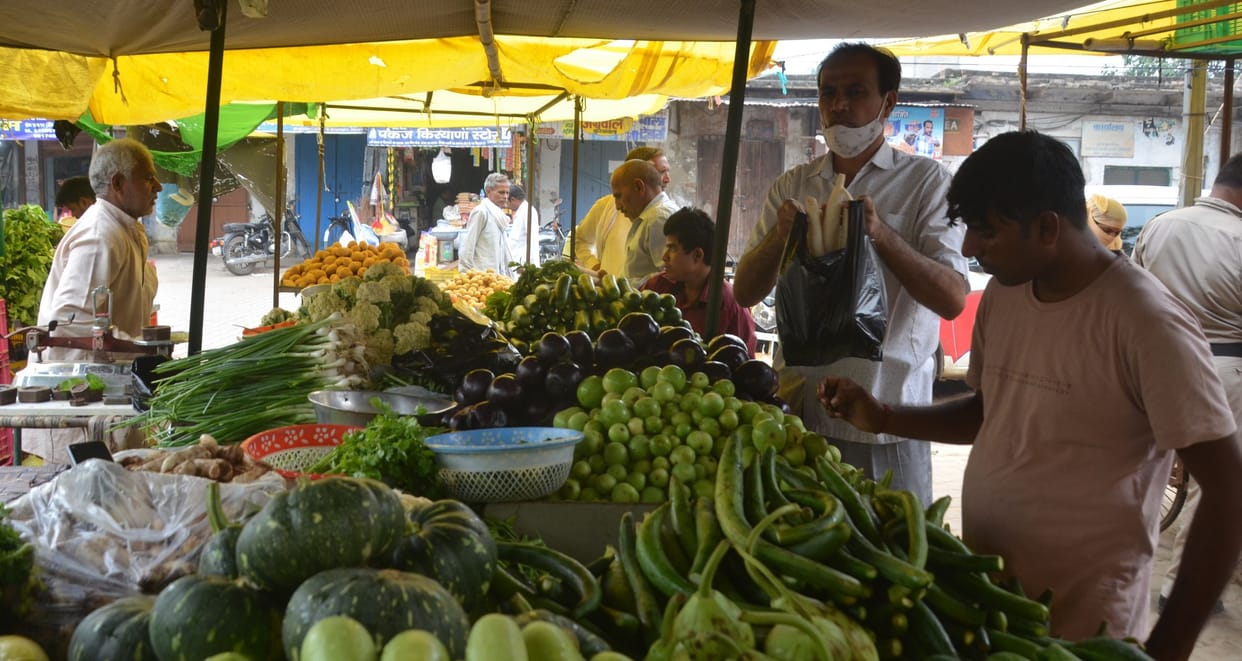 Vegetables became expensive by 15 to 50 percent due to increase in transport charges