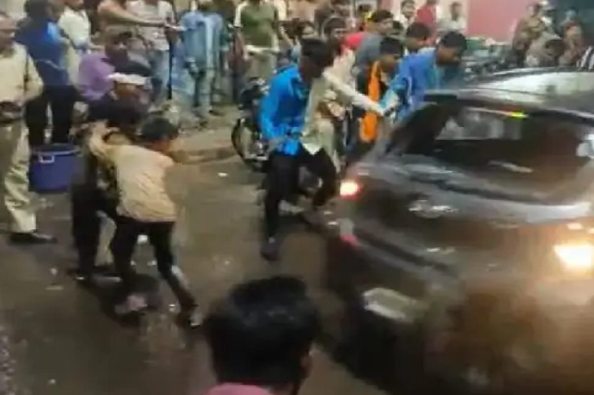 Car Rammed Immersion Procession Crushing 7 After Speeding The Car one Died in bhopal