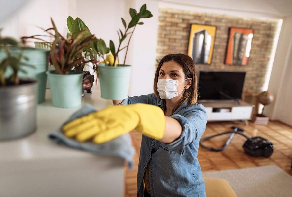 tips to avoid anxiety caused by wardrobe clutter