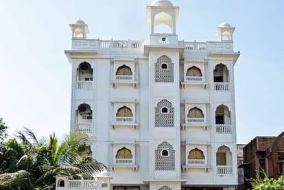 shine city fraud case accused rajeev singh arrested from jaipur he was living in a four star hotel by changing name