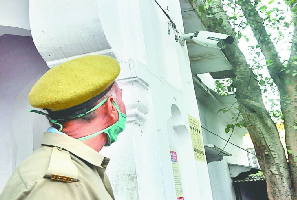 Arun Death In Agra Police Custody Brother Says Third Degree In Avadhpuri Chocki
