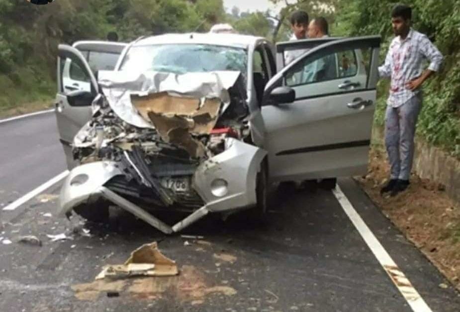 Five injured in bus-car collision