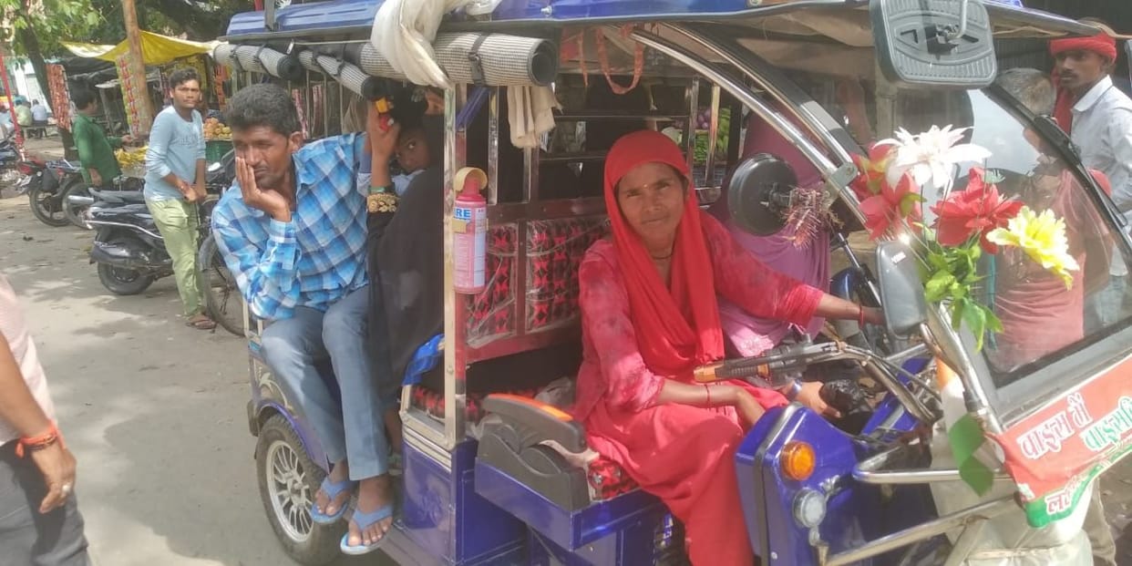 annu drives auto rikshwa