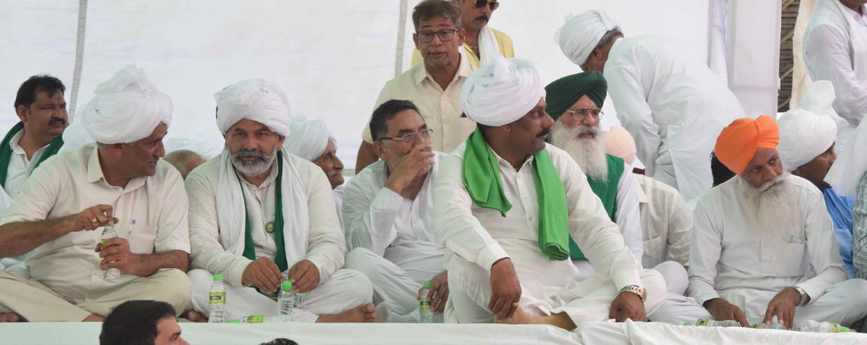 Kisan Mahapanchayat: Tikait and Chadhuni stayed on stage for four hours, eyes met nor hands