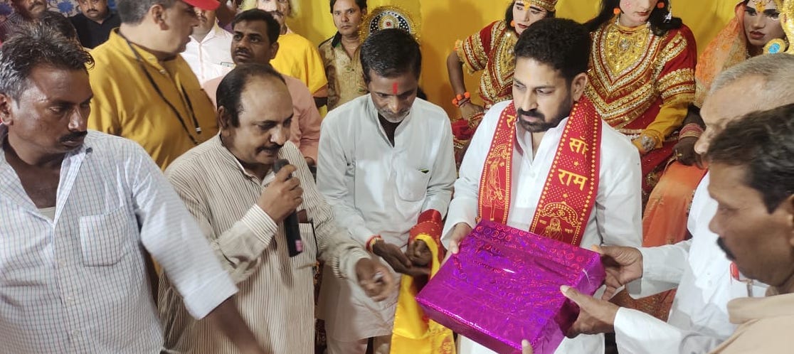 Shri Ram reached Ayodhya, received a grand welcome
