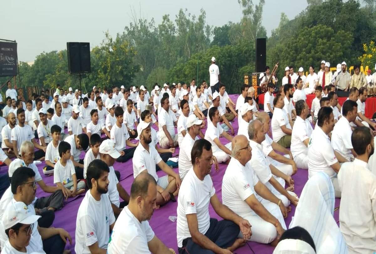 Om Arhan Namah will resonate Tajmahal Tajkhema At Sunday