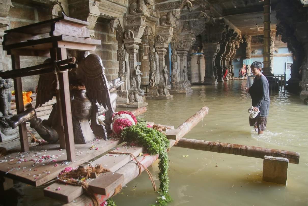 Rain wreaks havoc in Kerala: Red alert in Kottayam, Ernakulam, Idukki, Thrissur, see the devastation in pictures