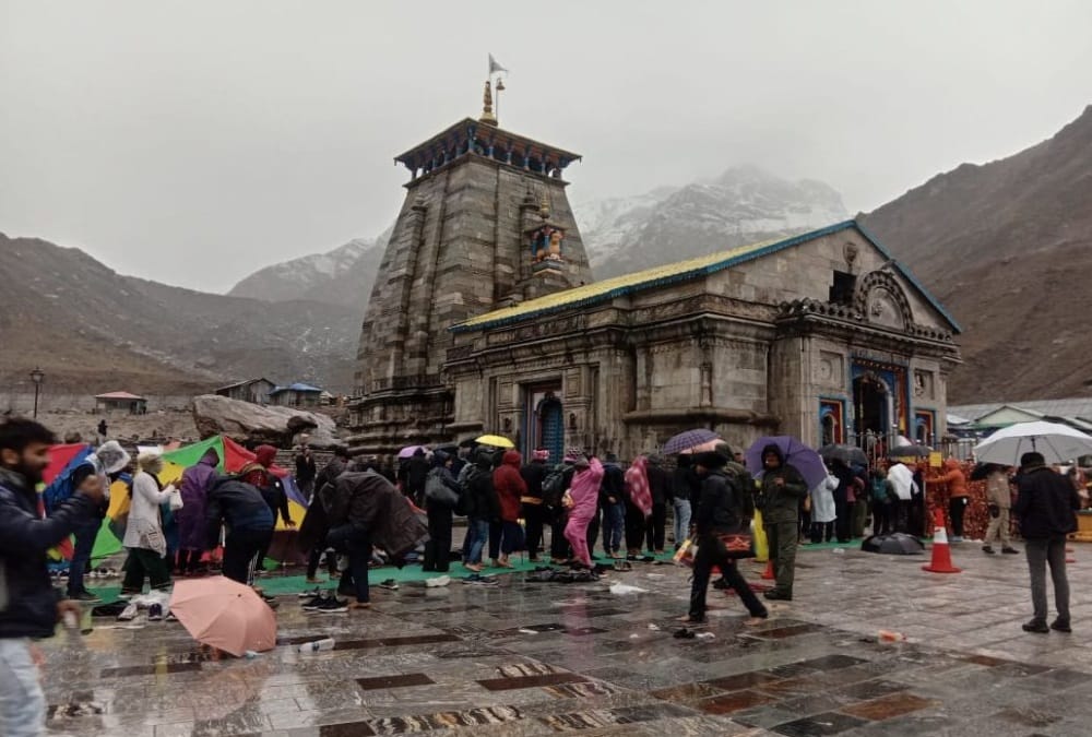 Chardham yatra 2021: 36 Pilgrims done sadhana in Kedarnath cave booking full till 4 november