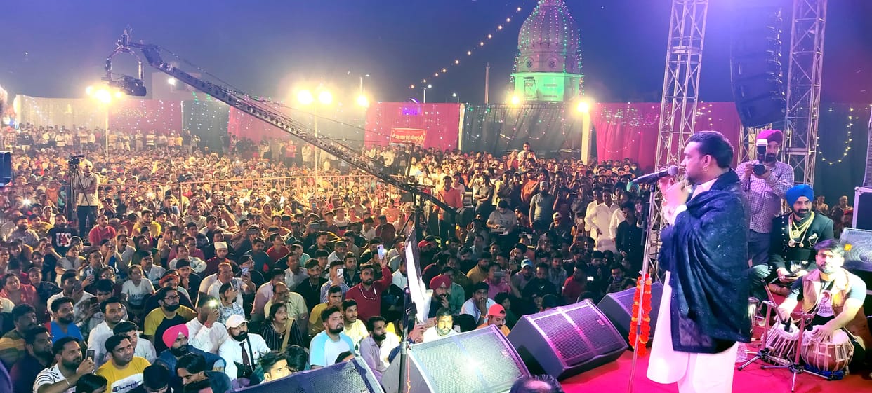 Sheran Waliye Maa Teriyan Udikan... Devotees swayed on the hymns of Master Salim