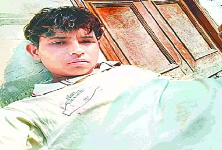 Youth commits suicide by hanging with electric wire in Jind