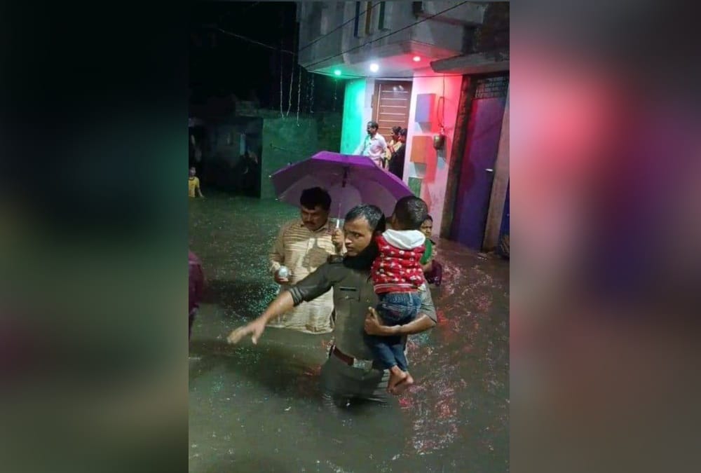 Uttarakhand Weather Update News: Flood Like Situation in Rudrapur And Gularbhoj Photos