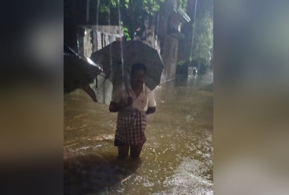 Uttarakhand Weather Update News: Flood Like Situation in Rudrapur And Gularbhoj Photos