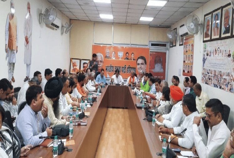 Omprakash Dhankhar said in Rohtak BJP workers will do Ram Ram to seven lakh families on the completion of seven years of the government